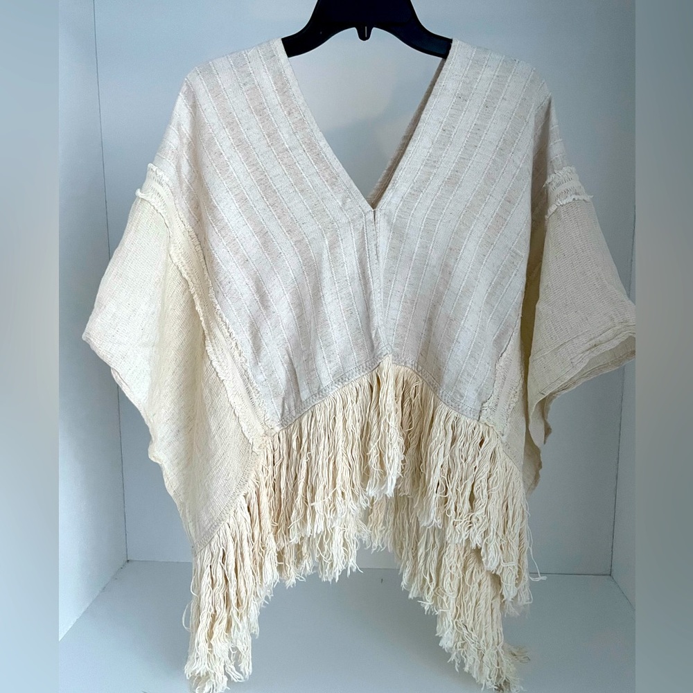 Subtropicalia tuluminati poncho